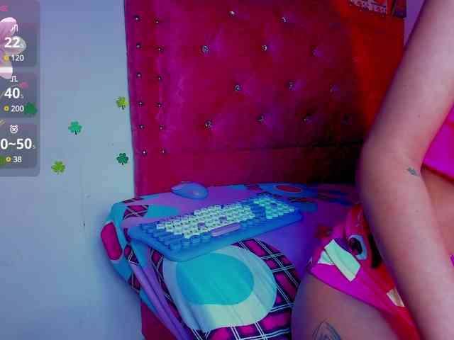 ashley-jenner webcam