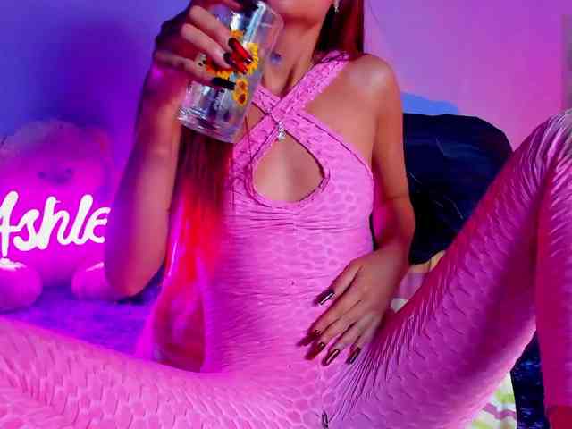 ashley-jenner webcam