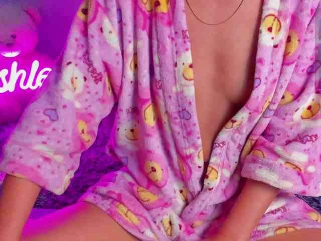 ashley-jenner webcam