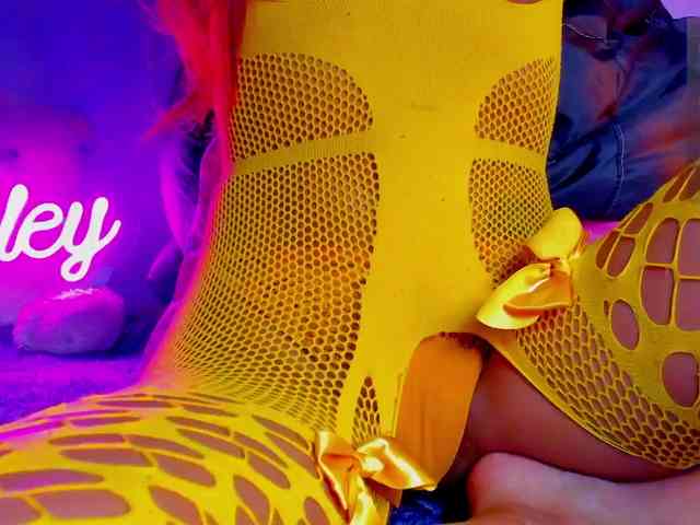ashley-jenner webcam