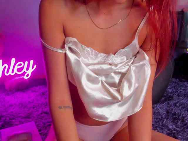 ashley-jenner webcam