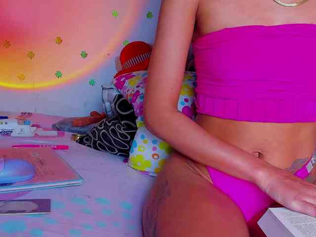 ashley-jenner webcam