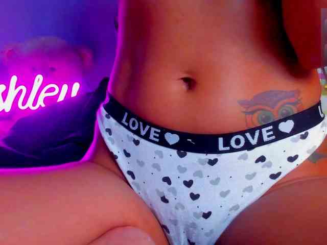 ashley-jenner webcam