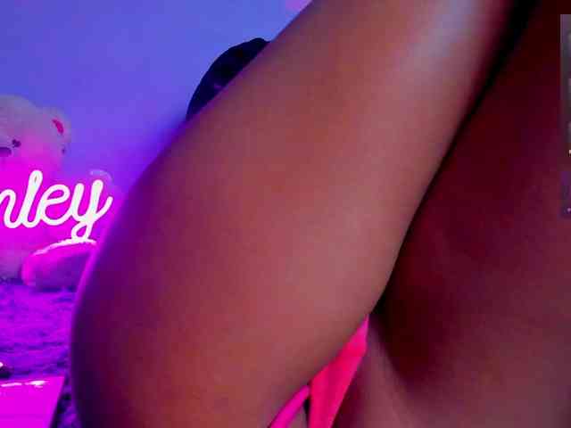 ashley-jenner webcam