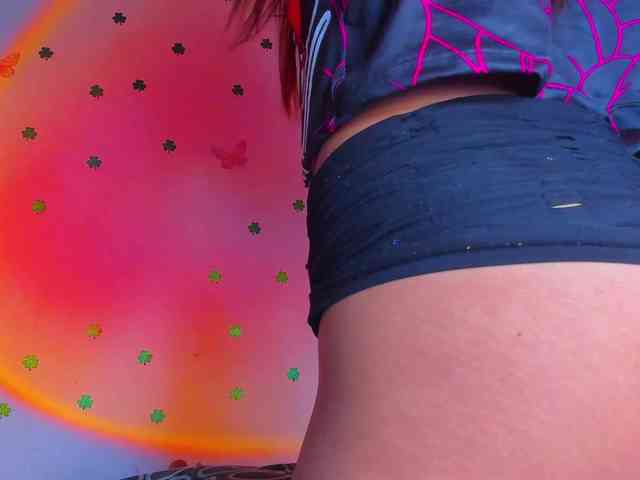 ashley-jenner webcam