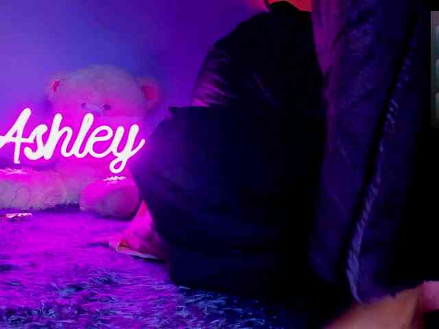 ashley-jenner webcam