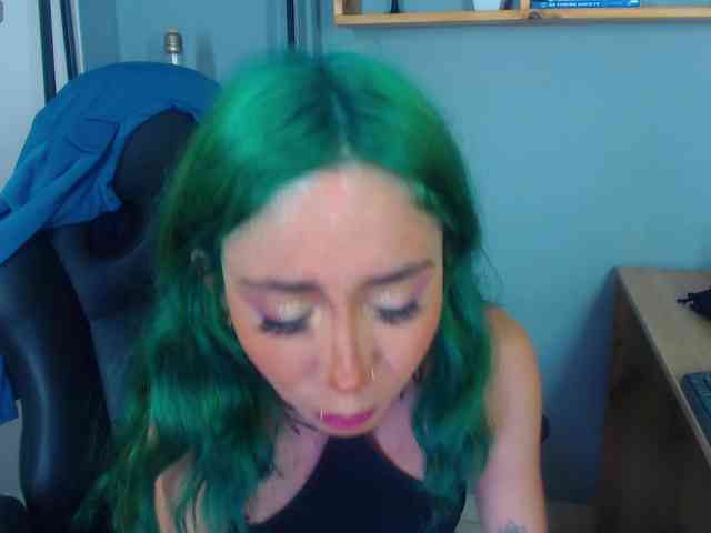ErikaStevens webcam