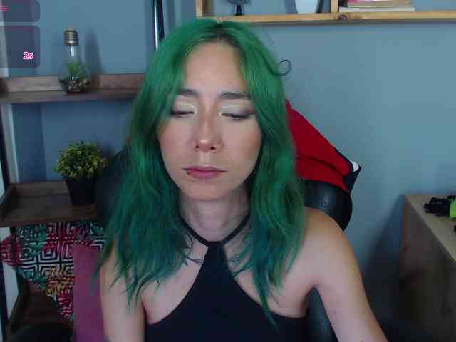 ErikaStevens webcam