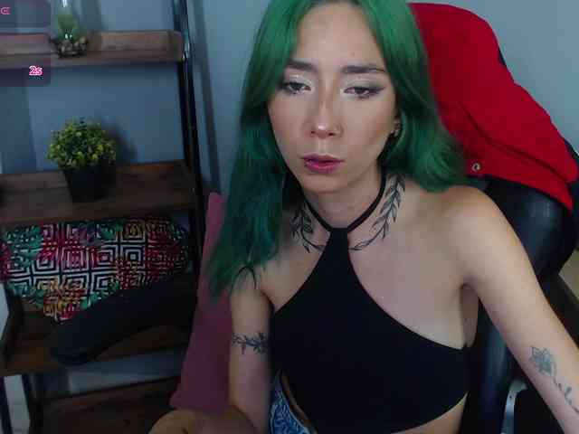 ErikaStevens webcam