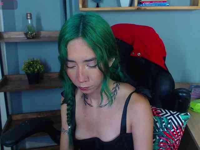 ErikaStevens webcam