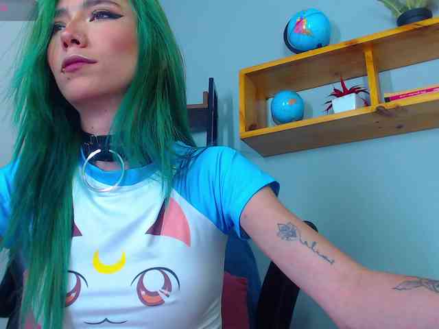 ErikaStevens webcam