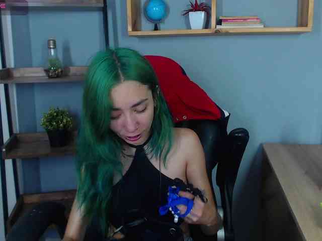 ErikaStevens webcam
