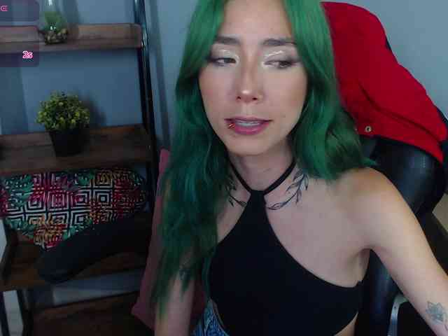 ErikaStevens webcam
