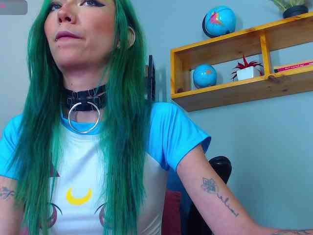 ErikaStevens webcam
