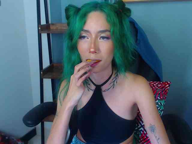 ErikaStevens webcam