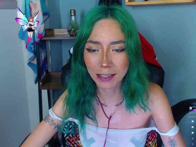 ErikaStevens webcam