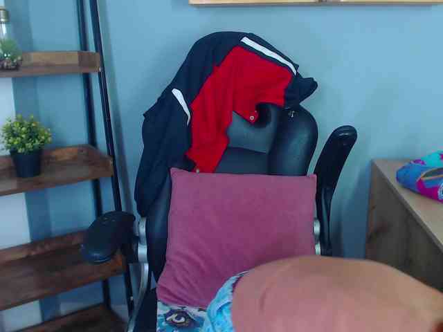 ErikaStevens webcam