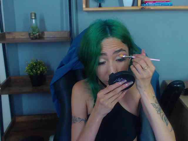 ErikaStevens webcam