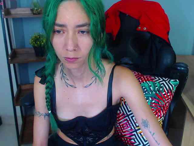 ErikaStevens webcam