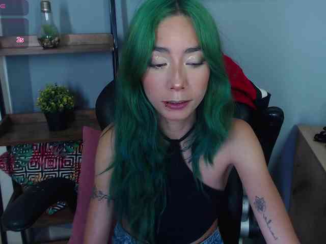 ErikaStevens webcam