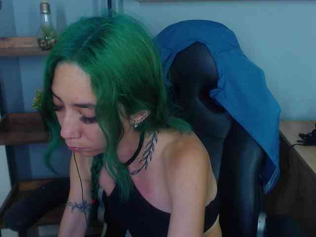ErikaStevens webcam