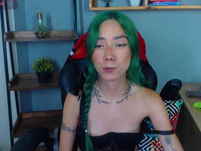 ErikaStevens webcam