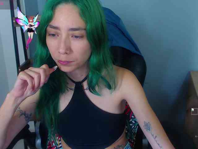 ErikaStevens webcam