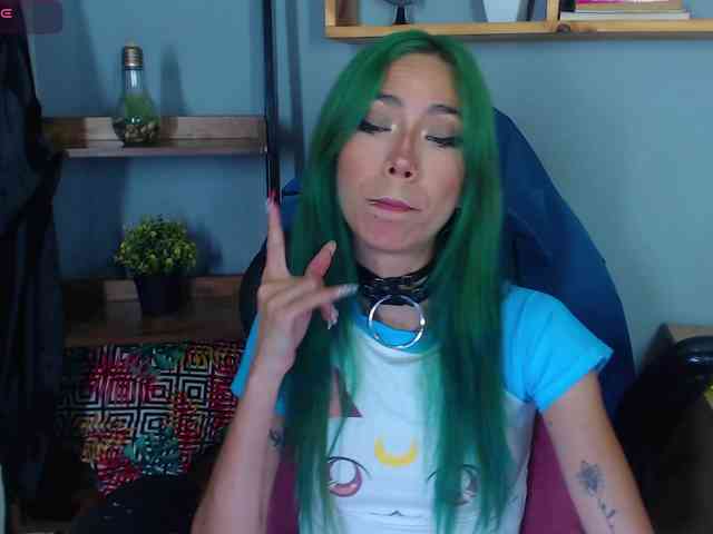 ErikaStevens webcam
