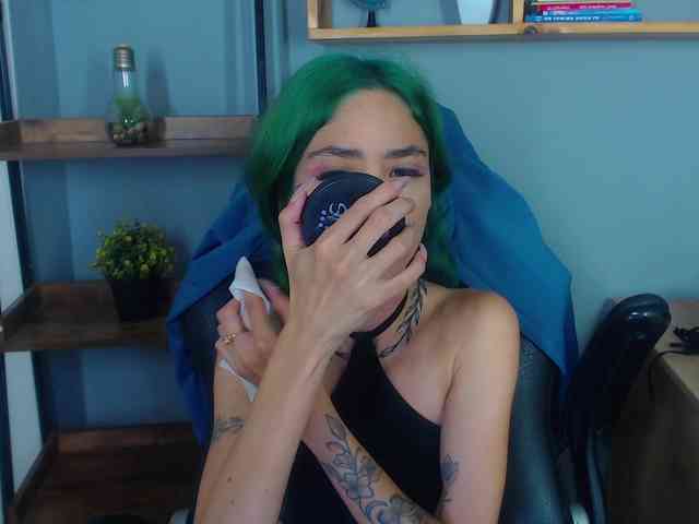 ErikaStevens webcam