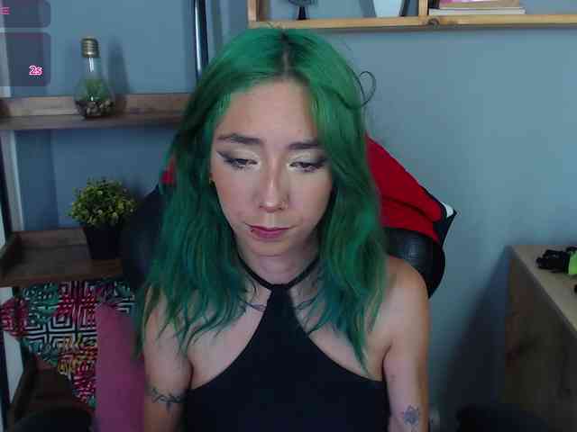 ErikaStevens webcam