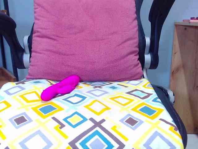 ErikaStevens webcam
