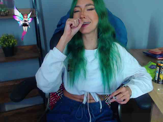 ErikaStevens webcam