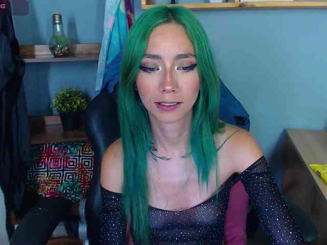 ErikaStevens webcam