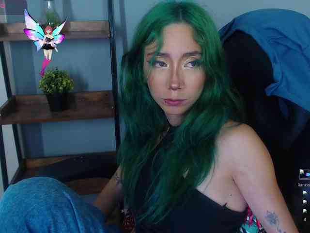 ErikaStevens webcam