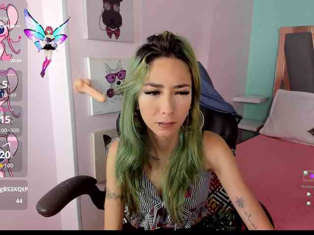 ErikaStevens webcam