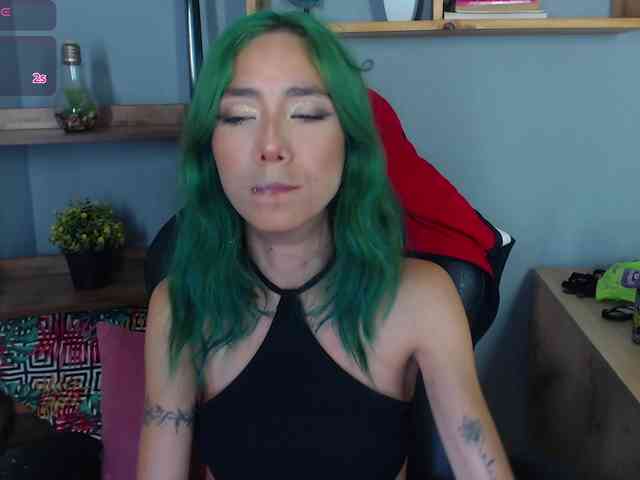 ErikaStevens webcam
