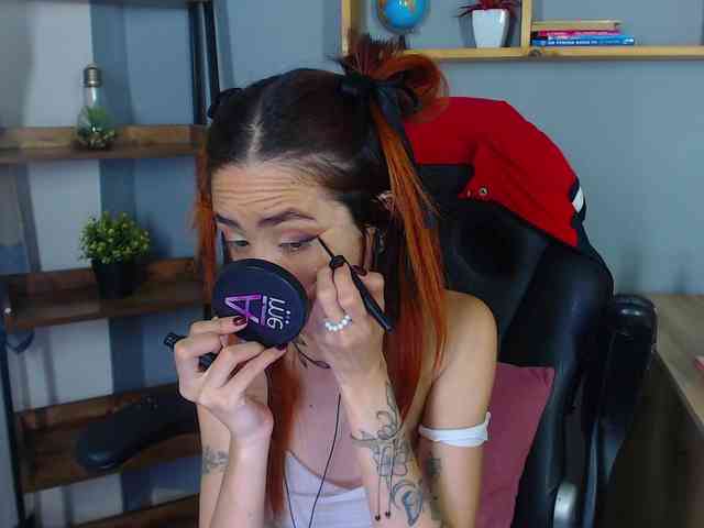 ErikaStevens webcam