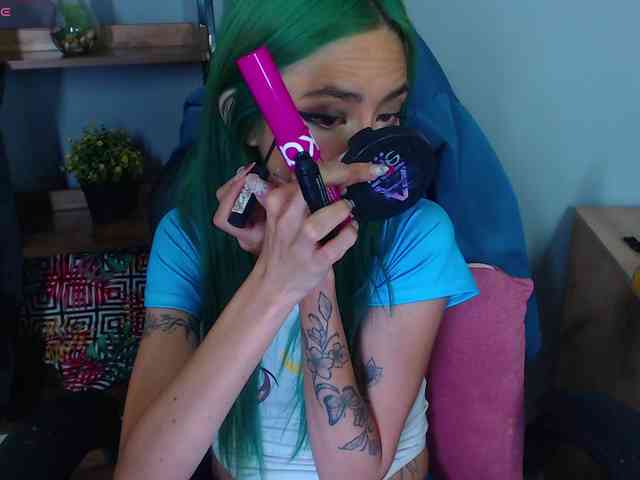 ErikaStevens webcam