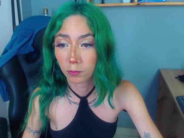 ErikaStevens webcam
