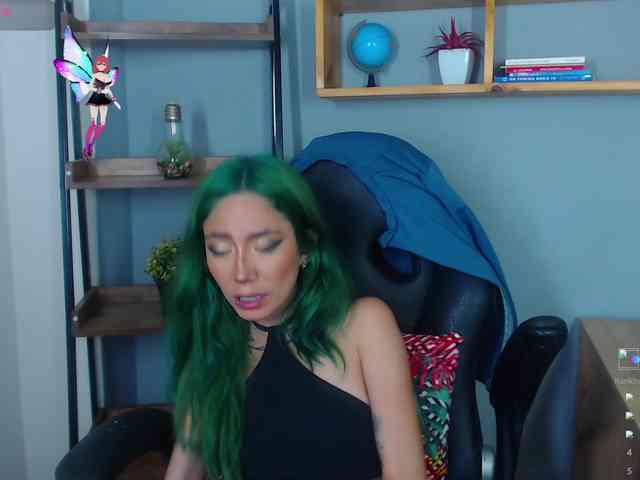 ErikaStevens webcam