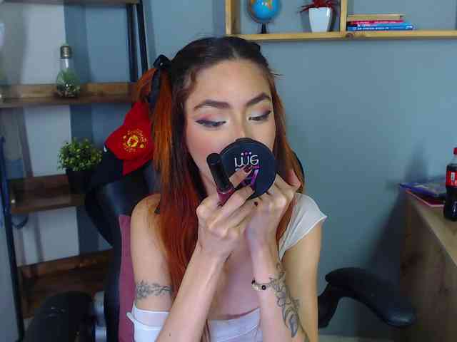 ErikaStevens webcam