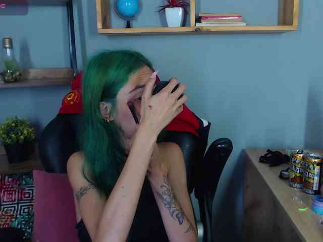 ErikaStevens webcam