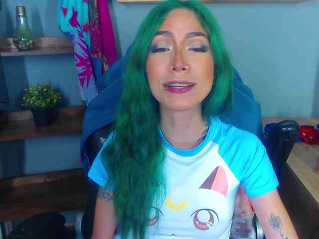 ErikaStevens webcam