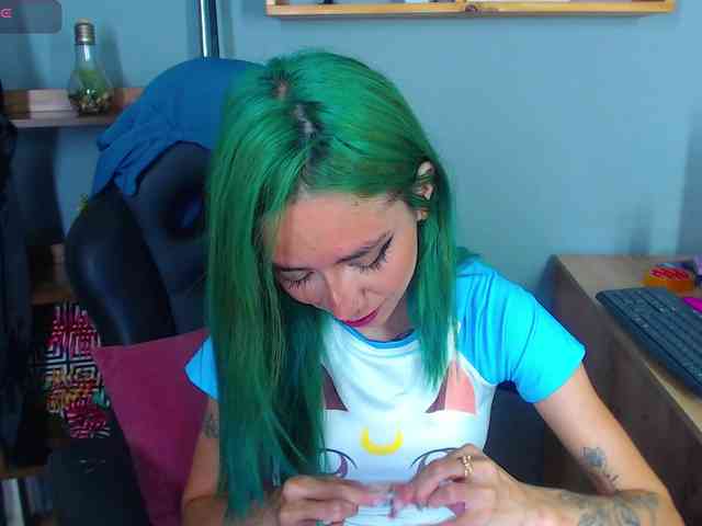 ErikaStevens webcam