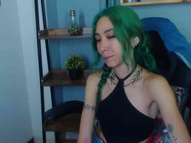 ErikaStevens webcam