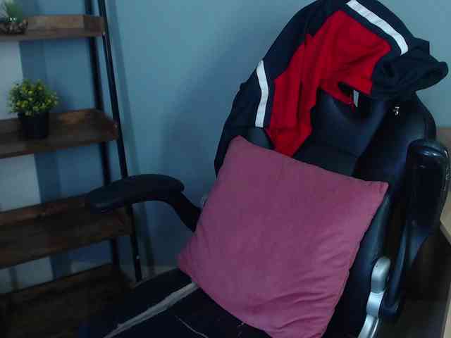 ErikaStevens webcam