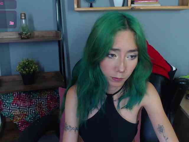 ErikaStevens webcam