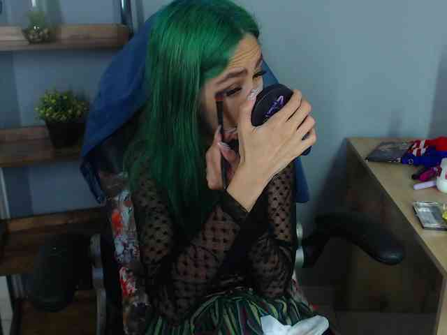 ErikaStevens webcam