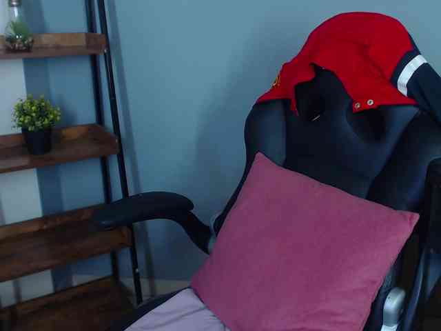 ErikaStevens webcam