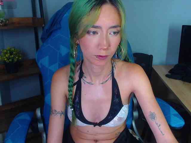 ErikaStevens webcam
